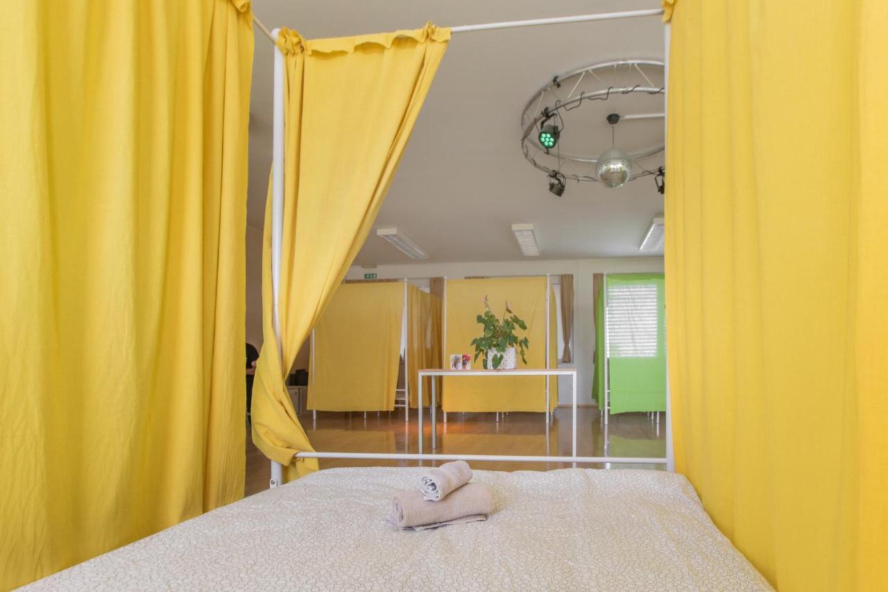 Tej Hostel Ljubljana Ngoại thất bức ảnh